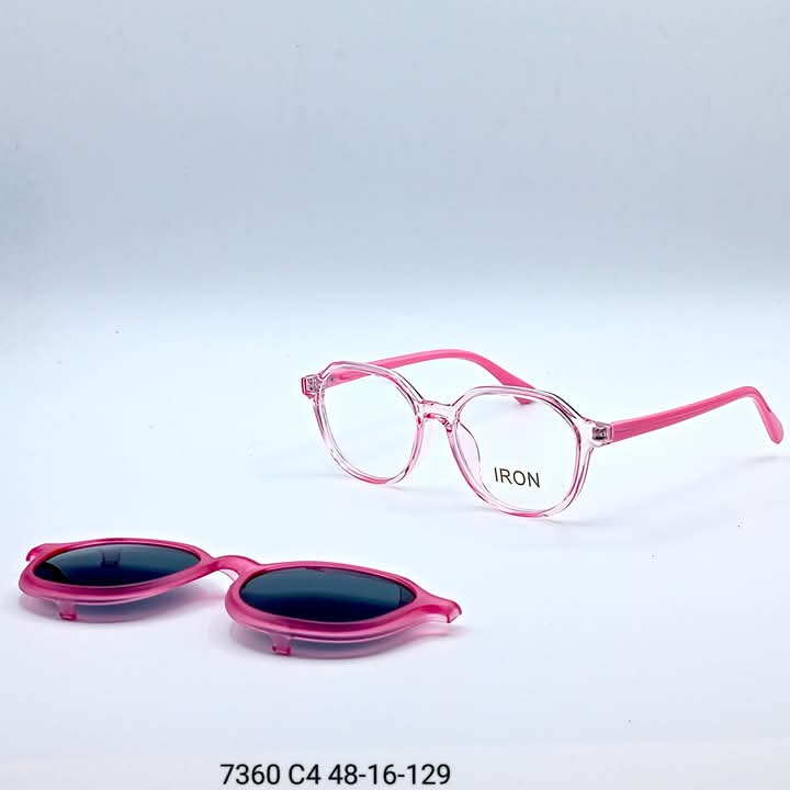 IRON – Enfant clip solaire